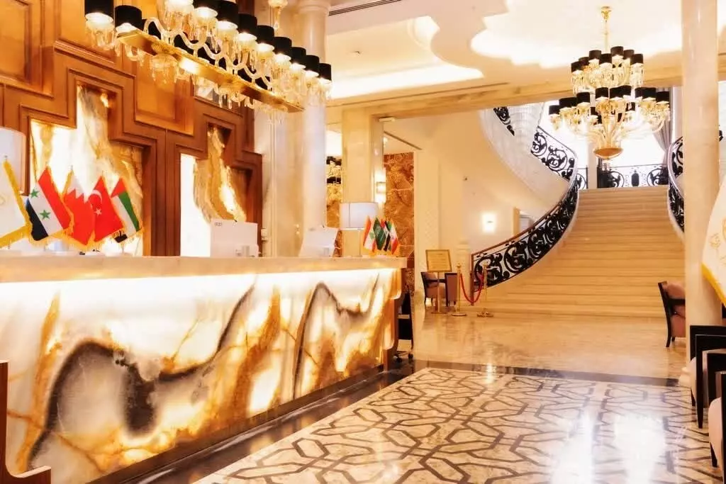 Rona Hotel